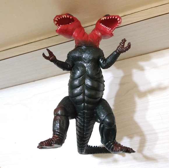 Vintage 1980's Two Headed Dragon Dinosaur Figure 8.5" Dino PVC Vinyl - Picture 4 of 4